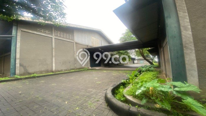 Dijual! Gudang di Gresik Kota Gresik LT 28586m2 / LB 7131m2 Kawasan Strategis Dijual! Gudang di Gresik Kota Gresik LT 28586m2 / LB 7131m2 Kawasan Strategis