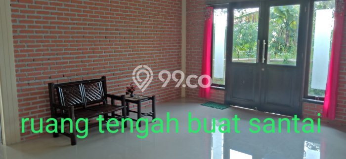 PROPERTI PILIHAN! Rumah di Trawas, Luas 5500m2m² LB 234m2m² PROPERTI PILIHAN! Rumah di Trawas, Luas 5500m2m² LB 234m2m²