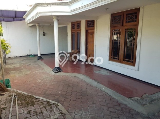 For Sale! Premium House LT 258m2 Desain Modern di Raya Darmo For Sale! Premium House LT 258m2 Desain Modern di Raya Darmo