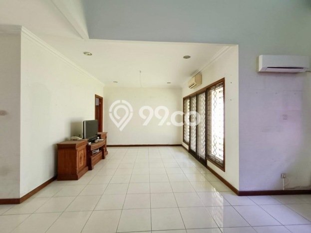 Rumah Minimalis di , Surabaya, LT 345m2m² Bangunan 239m2m² Rumah Minimalis di , Surabaya, LT 345m2m² Bangunan 239m2m²