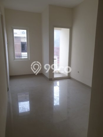 Dijual Rumah Strategis Bagus Punya 4 KT di Mulyorejo Surabaya SHM Dijual Rumah Strategis Bagus Punya 4 KT di Mulyorejo Surabaya SHM