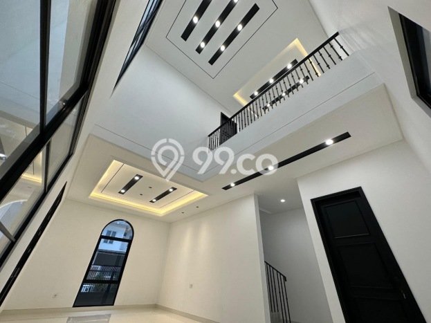 Dijual Rumah Premium dengan Fasilitas Sekitar Komplit di Rungkut, Surabaya Dijual Rumah Premium dengan Fasilitas Sekitar Komplit di Rungkut, Surabaya