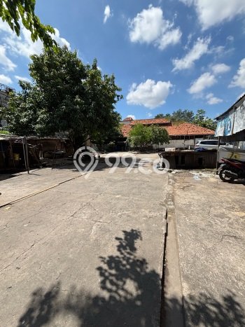 Hunian Strategis 2 KT LB 600m2 Kondisi Bagus di Kapasan Hunian Strategis 2 KT LB 600m2 Kondisi Bagus di Kapasan