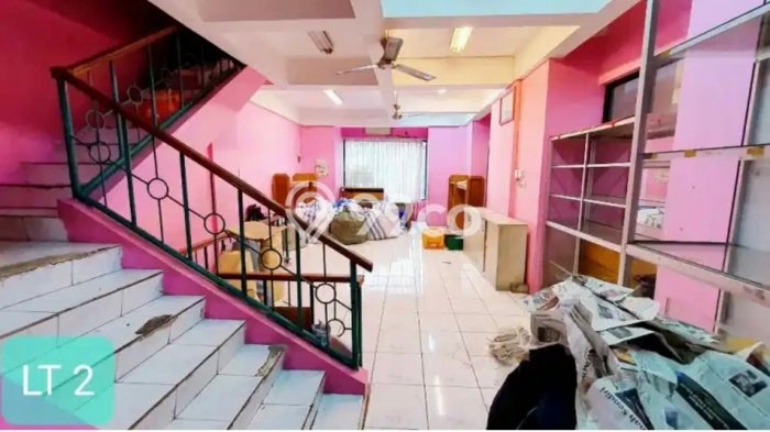 Ruko Dijual di Prime Area Surabaya Luas 200m2 Ruko Dijual di Prime Area Surabaya Luas 200m2