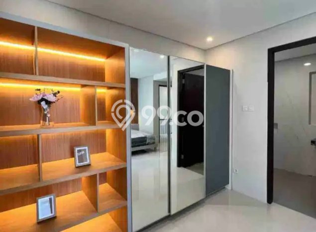 Siap Huni Hunian Elit 4 Kamar di Wiyung Dekat ke Mana Pun Siap Huni Hunian Elit 4 Kamar di Wiyung Dekat ke Mana Pun