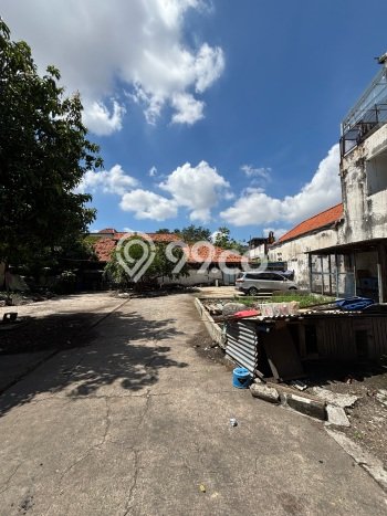 Hunian Strategis 2 KT LB 600m2 Kondisi Bagus di Kapasan Hunian Strategis 2 KT LB 600m2 Kondisi Bagus di Kapasan