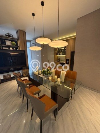 Rumah di , Luas 160m2m², LB 210m2m² Rumah di , Luas 160m2m², LB 210m2m²