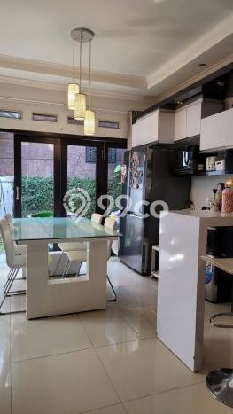 Dijual Rumah Mewah Elegan Dengan View Eksklusif di Ciateul, Bandung Dijual Rumah Mewah Elegan Dengan View Eksklusif di Ciateul, Bandung