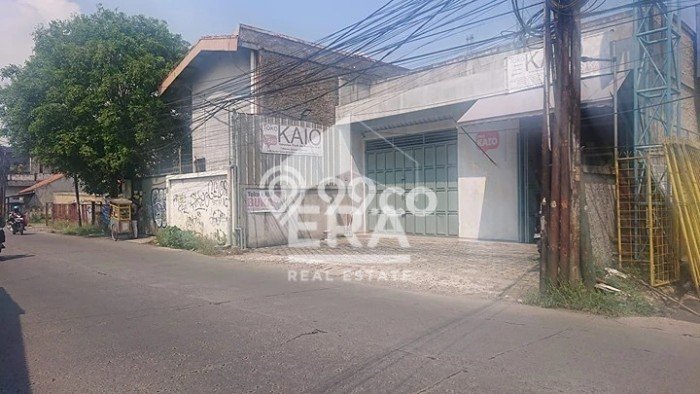 Unit Komersial Dijual di Bekasi LT 140m2 & LB 85m2 Unit Komersial Dijual di Bekasi LT 140m2 & LB 85m2