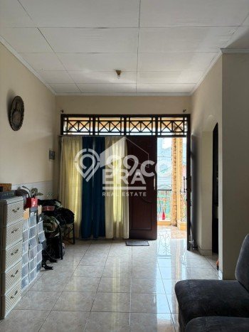Hunian Eksklusif Dijual LT 176m2 di Duren Sawit, Jakarta Timur Hunian Eksklusif Dijual LT 176m2 di Duren Sawit, Jakarta Timur