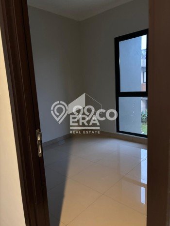 Jarang Ada! Rumah Sewa 2 Kamar Bagus Siap Huni Summarecon Crown Gading Jarang Ada! Rumah Sewa 2 Kamar Bagus Siap Huni Summarecon Crown Gading
