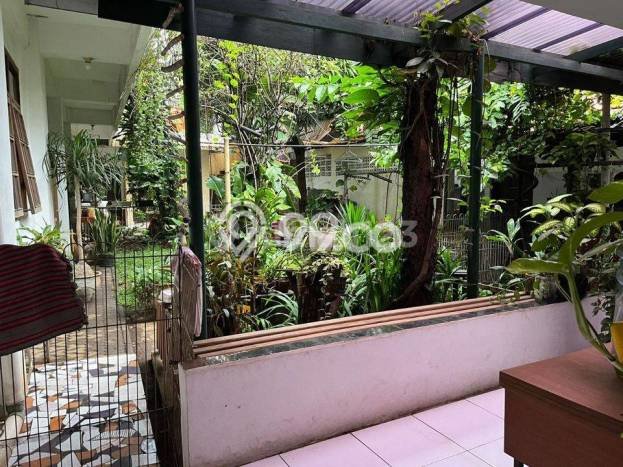 Ready to Use! Premium House LT 1010m2 Desain Elegan di Sayap Dago Ready to Use! Premium House LT 1010m2 Desain Elegan di Sayap Dago