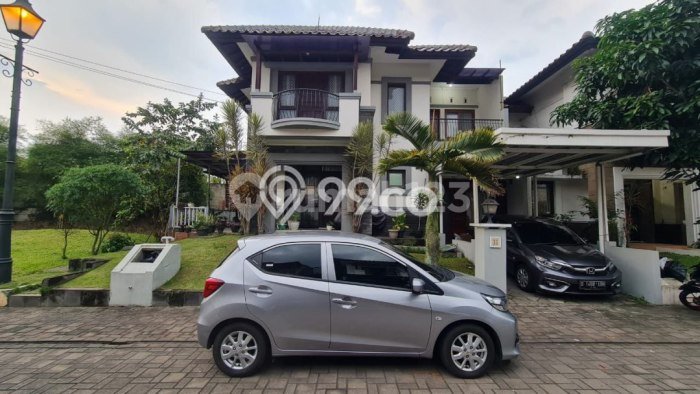Jual Rumah Luas Megah Dengan View Eksklusif di Kota Baru Parahyangan, Bandung Jual Rumah Luas Megah Dengan View Eksklusif di Kota Baru Parahyangan, Bandung