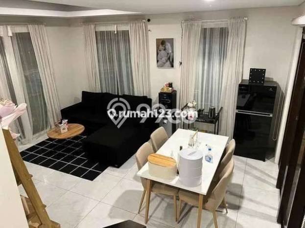 Rumah Elit Modern Tanpa Renovasi di Kota Baru Parahyangan Bandung Rumah Elit Modern Tanpa Renovasi di Kota Baru Parahyangan Bandung