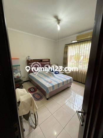 Jual Rumah Mewah Elegan Dengan View Cantik di Kota Baru Parahyangan, Bandung Jual Rumah Mewah Elegan Dengan View Cantik di Kota Baru Parahyangan, Bandung