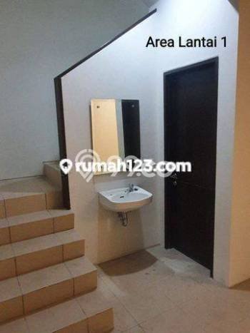 Rumah Elit Modern Tanpa Renovasi di Kota Baru Parahyangan Bandung Rumah Elit Modern Tanpa Renovasi di Kota Baru Parahyangan Bandung