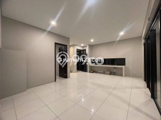 Jual Rumah Mewah Megah Dengan View Cantik di Kota Baru Parahyangan, Bandung Jual Rumah Mewah Megah Dengan View Cantik di Kota Baru Parahyangan, Bandung