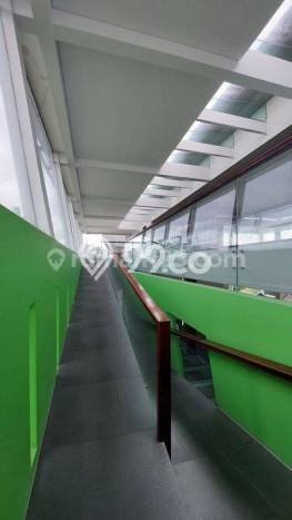 Hunian Elit LB 1200m2 Siap Pakai Desain Elegan di Kota Baru Parahyangan, Bandung Hunian Elit LB 1200m2 Siap Pakai Desain Elegan di Kota Baru Parahyangan, Bandung