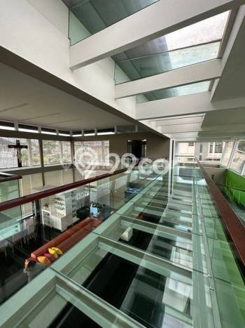 Hunian Elit LB 1200m2 Siap Pakai Desain Elegan di Kota Baru Parahyangan, Bandung Hunian Elit LB 1200m2 Siap Pakai Desain Elegan di Kota Baru Parahyangan, Bandung