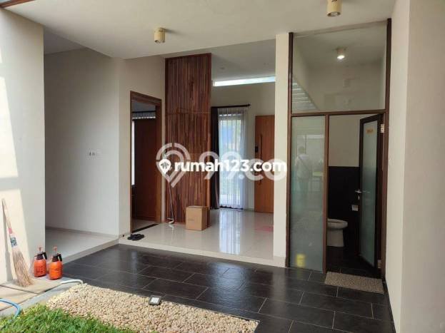 Jual Rumah Mewah Megah Dengan View Cantik di Kota Baru Parahyangan, Bandung Jual Rumah Mewah Megah Dengan View Cantik di Kota Baru Parahyangan, Bandung
