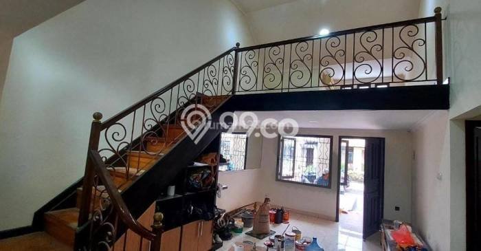 Rumah Modern 2 KT di Kota Baru Parahyangan Bandung Full Furnished Rumah Modern 2 KT di Kota Baru Parahyangan Bandung Full Furnished