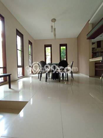 Rumah Elit Modern Tanpa Renovasi di Kota Baru Parahyangan Bandung Rumah Elit Modern Tanpa Renovasi di Kota Baru Parahyangan Bandung