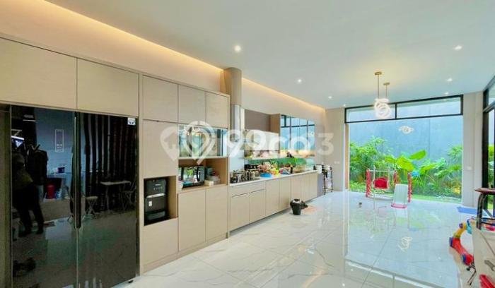 Jual Rumah Luas Megah Dengan View Cantik di Kota Baru Parahyangan, Bandung Jual Rumah Luas Megah Dengan View Cantik di Kota Baru Parahyangan, Bandung