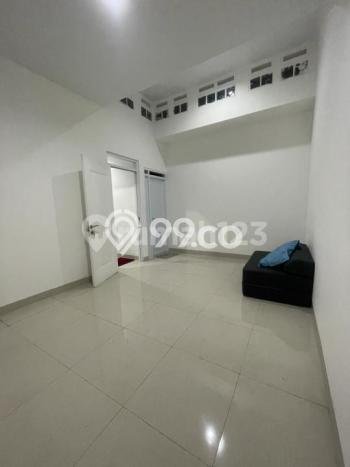 Rumah Modern 4 KT di Kota Baru Parahyangan Bandung Semi Furnished Rumah Modern 4 KT di Kota Baru Parahyangan Bandung Semi Furnished