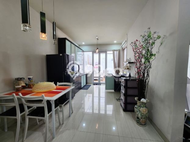 Dijual Rumah Luas Elegan Dengan View Eksklusif di Kota Baru Parahyangan, Bandung Dijual Rumah Luas Elegan Dengan View Eksklusif di Kota Baru Parahyangan, Bandung