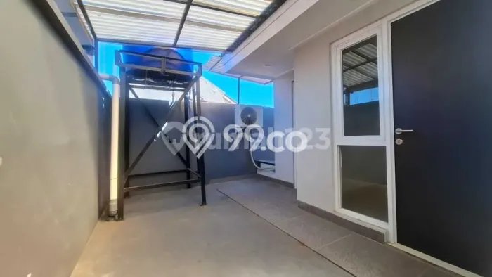 Rumah Modern 3 KT di Kota Baru Parahyangan Bandung Full Furnished Rumah Modern 3 KT di Kota Baru Parahyangan Bandung Full Furnished