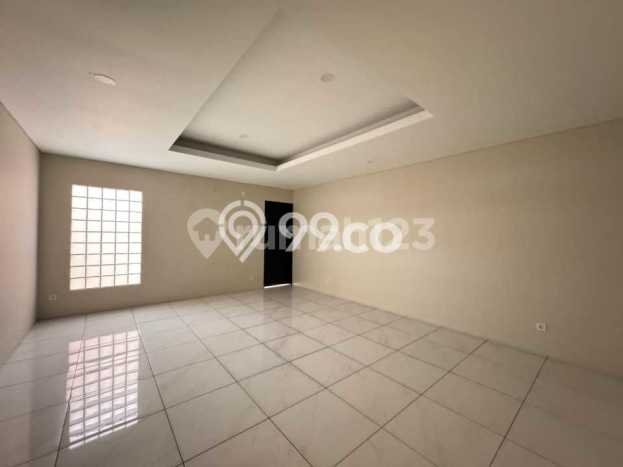 Rumah Modern 3 KT di Kota Baru Parahyangan Bandung Unfurnished Rumah Modern 3 KT di Kota Baru Parahyangan Bandung Unfurnished