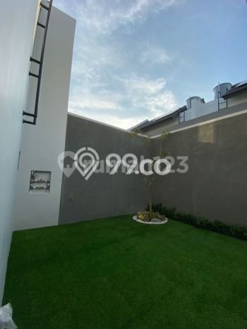 Jual Rumah Eksklusif 4 KT di Kota Baru Parahyangan, Bandung Jual Rumah Eksklusif 4 KT di Kota Baru Parahyangan, Bandung