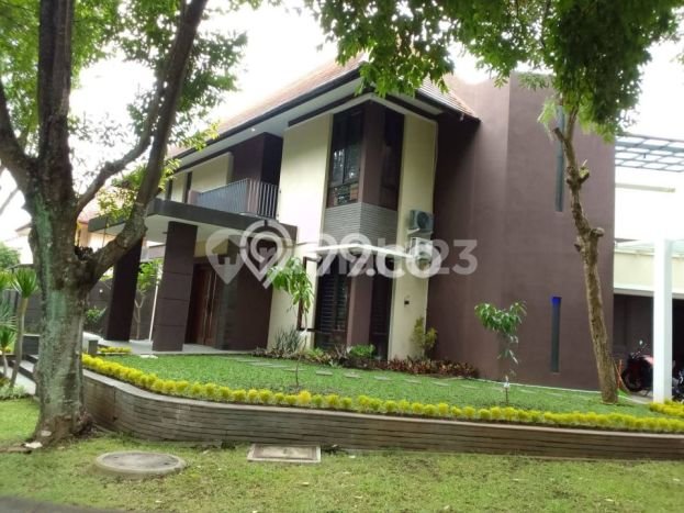 Rumah Elit Modern Siap Huni di Kota Baru Parahyangan Bandung Rumah Elit Modern Siap Huni di Kota Baru Parahyangan Bandung