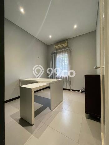Ready to Use! Luxury House LT 162m2 Desain Modern di Kota Baru Parahyangan Ready to Use! Luxury House LT 162m2 Desain Modern di Kota Baru Parahyangan