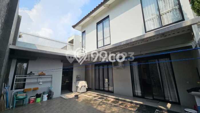 For Sale! Luxury House LT 276m2 Desain Elegan di Kota Baru Parahyangan For Sale! Luxury House LT 276m2 Desain Elegan di Kota Baru Parahyangan