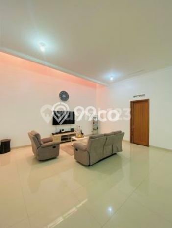 Rumah Mewah LB 332m2 Siap Huni Desain Elegan di Kota Baru Parahyangan, Bandung Rumah Mewah LB 332m2 Siap Huni Desain Elegan di Kota Baru Parahyangan, Bandung