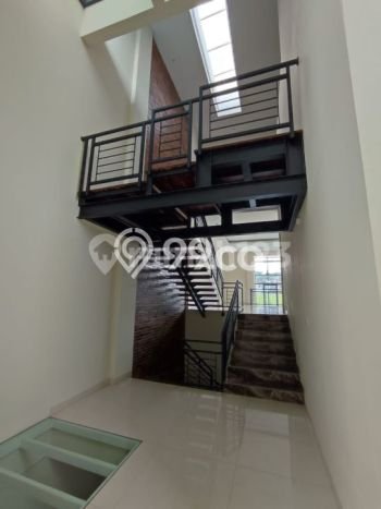 Rumah Luxury Modern Siap Huni di Kota Baru Parahyangan Bandung Rumah Luxury Modern Siap Huni di Kota Baru Parahyangan Bandung