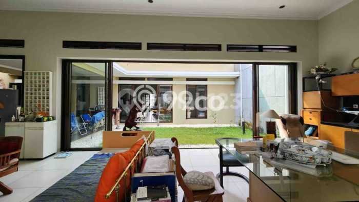 Rumah Luxury Modern Tanpa Renovasi di Kota Baru Parahyangan Bandung Rumah Luxury Modern Tanpa Renovasi di Kota Baru Parahyangan Bandung