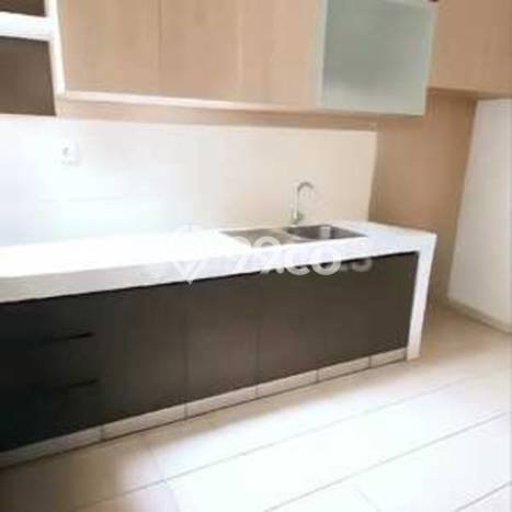 Rumah Elit LB 310m2 Siap Huni Desain Elegan di Kota Baru Parahyangan, Bandung Rumah Elit LB 310m2 Siap Huni Desain Elegan di Kota Baru Parahyangan, Bandung
