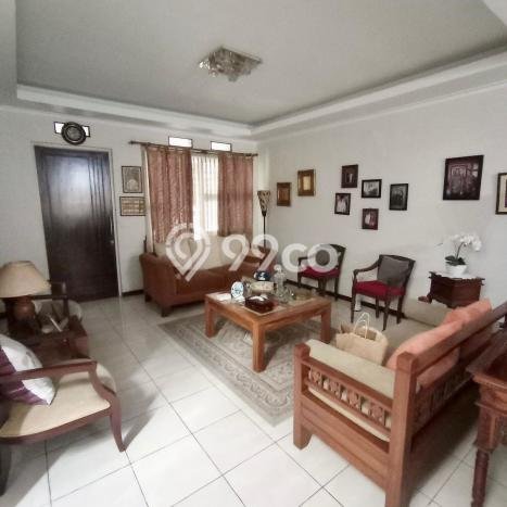 Jual Rumah Luas Elegan Dengan View Eksklusif di Kota Baru Parahyangan, Bandung Jual Rumah Luas Elegan Dengan View Eksklusif di Kota Baru Parahyangan, Bandung