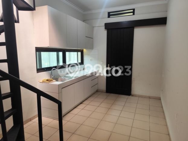 Rumah Mewah LB 268m2 Siap Pakai Desain Elegan di Kota Baru Parahyangan, Bandung Rumah Mewah LB 268m2 Siap Pakai Desain Elegan di Kota Baru Parahyangan, Bandung