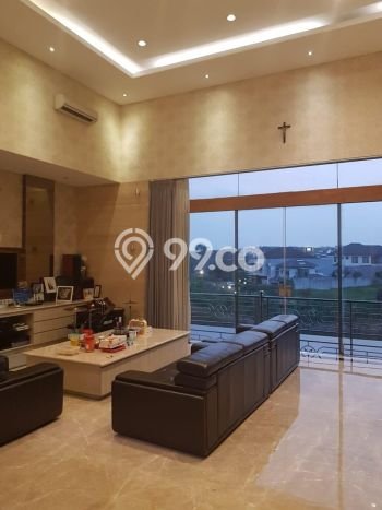 Rumah Luxury Modern Tanpa Renovasi di Kota Baru Parahyangan Bandung Rumah Luxury Modern Tanpa Renovasi di Kota Baru Parahyangan Bandung