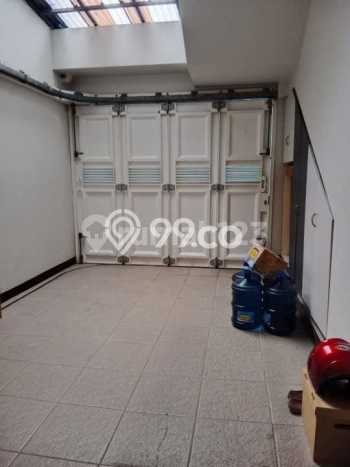 Rumah Elit Modern Tanpa Renovasi di Kota Baru Parahyangan Bandung Rumah Elit Modern Tanpa Renovasi di Kota Baru Parahyangan Bandung