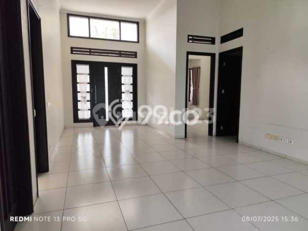 Rumah Mewah LB 268m2 Siap Pakai Desain Elegan di Kota Baru Parahyangan, Bandung Rumah Mewah LB 268m2 Siap Pakai Desain Elegan di Kota Baru Parahyangan, Bandung