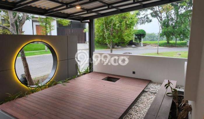 Jual Rumah Mewah Megah Dengan View Eksklusif di Kota Baru Parahyangan, Bandung Jual Rumah Mewah Megah Dengan View Eksklusif di Kota Baru Parahyangan, Bandung