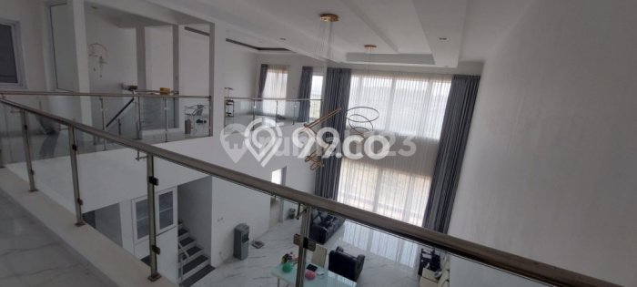 Rumah Luxury Modern Siap Huni di Kota Baru Parahyangan Bandung Rumah Luxury Modern Siap Huni di Kota Baru Parahyangan Bandung