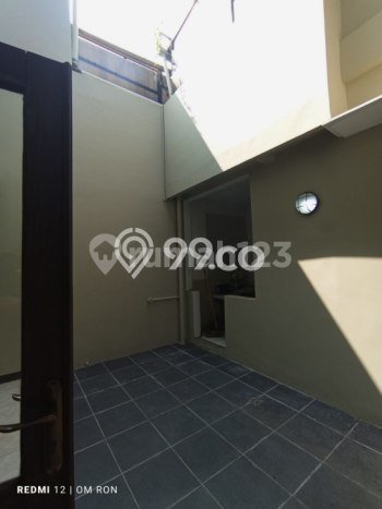 Dijual Hunian Rumah Terawat 6 Kamar di Kota Baru Parahyangan, Bandung Dijual Hunian Rumah Terawat 6 Kamar di Kota Baru Parahyangan, Bandung