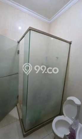 Dijual Rumah 3 Kamar Lokasi Ideal Bagus dan Strategis di Rungkut Dijual Rumah 3 Kamar Lokasi Ideal Bagus dan Strategis di Rungkut