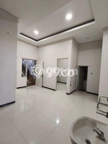 Disewakan Rumah Murah di Ngagel Surabaya Punya 3 KT Disewakan Rumah Murah di Ngagel Surabaya Punya 3 KT