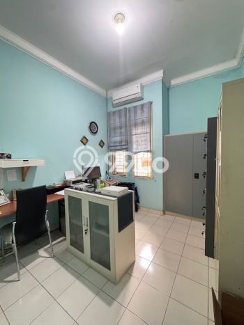 Hunian Mewah Siap Huni LT 240m2 di Cinere, Depok Hunian Mewah Siap Huni LT 240m2 di Cinere, Depok